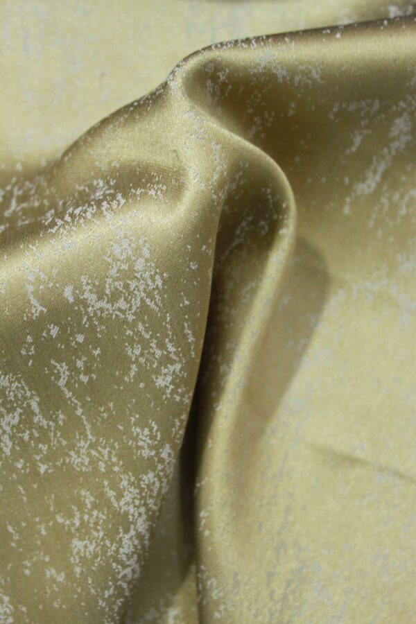 Silk Hidency Fabric - Image 6